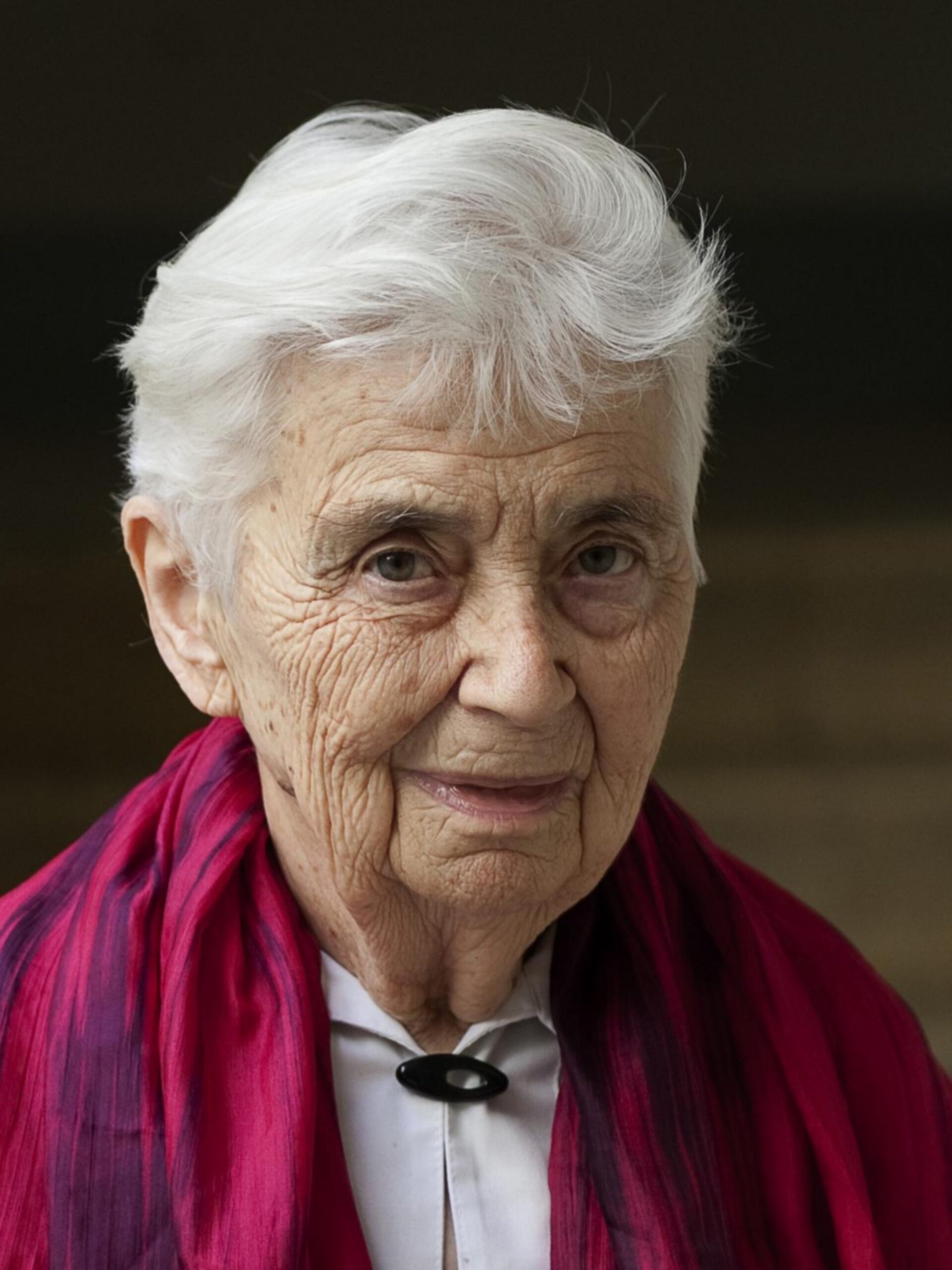Pfau, Dr. Ruth