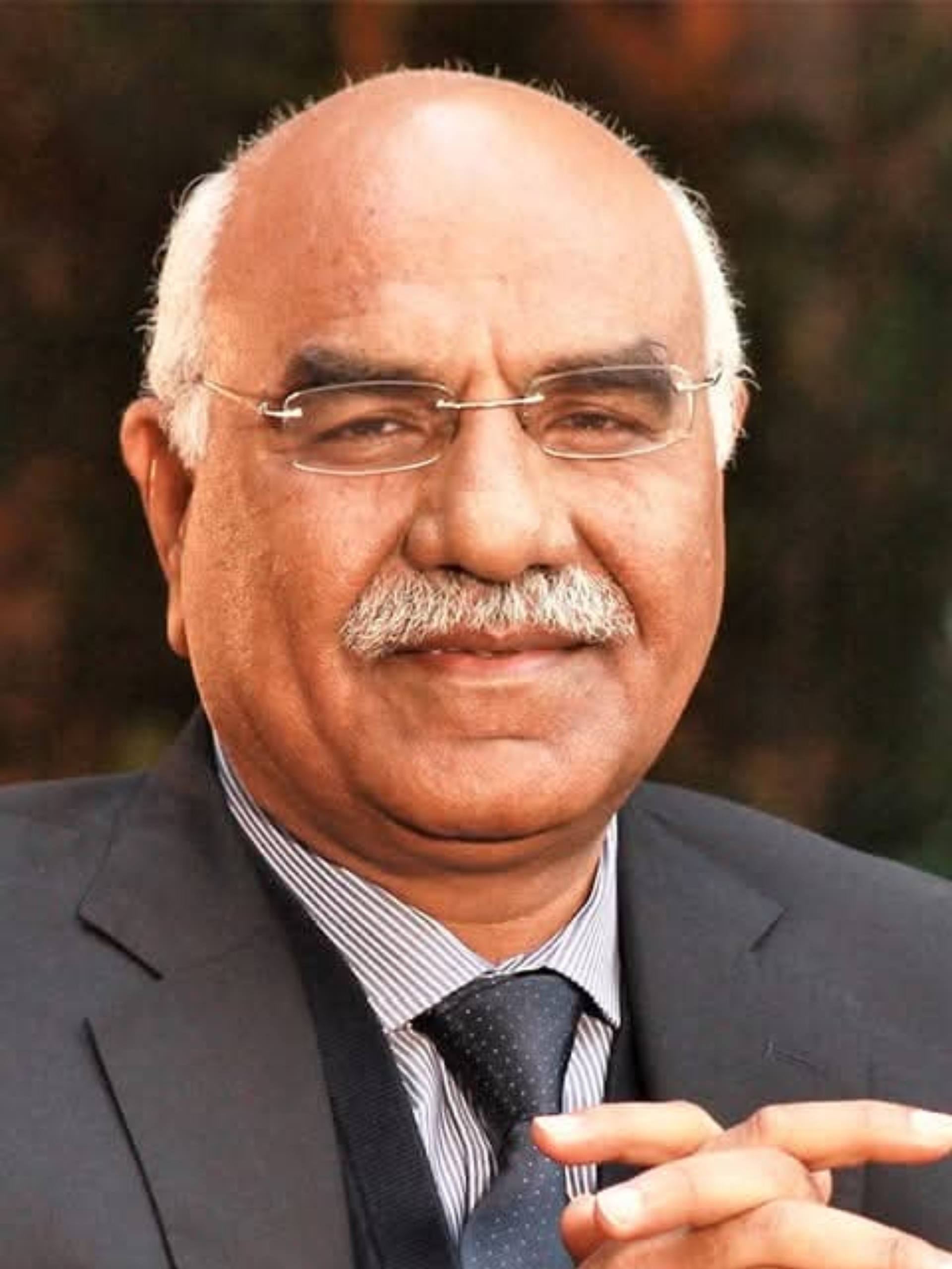 Saqib, Dr. Amjad