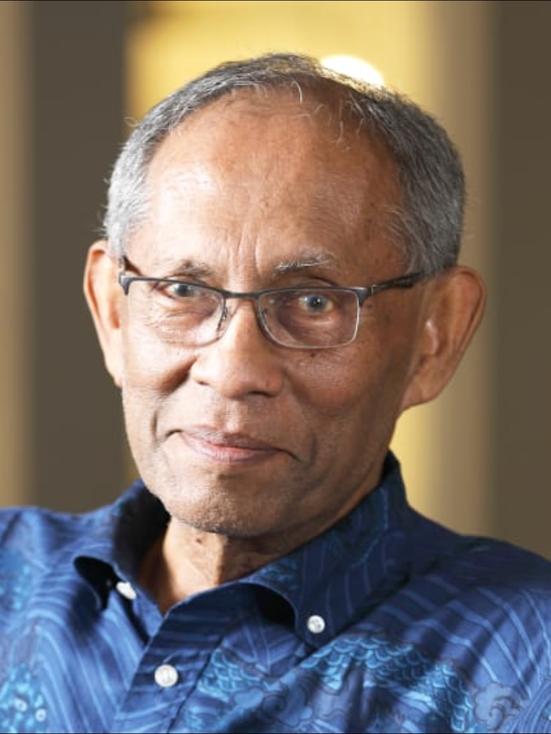 Wickramasinghe, Prof. Chandra